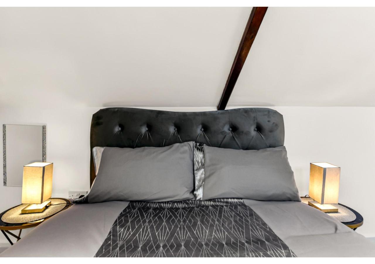 Апартаменты Sleek And Modern Studio With Minimalist Vibe Челмсфорд Экстерьер фото